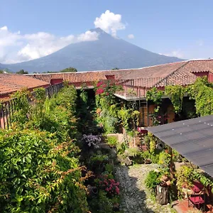 Eterna Primavera 3*, Antigua Guatemala